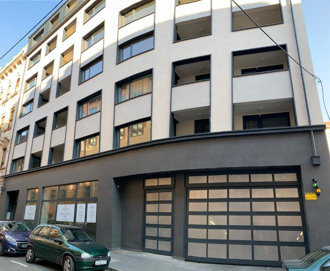 Bp Garden Apartment Budapest Exteriör bild